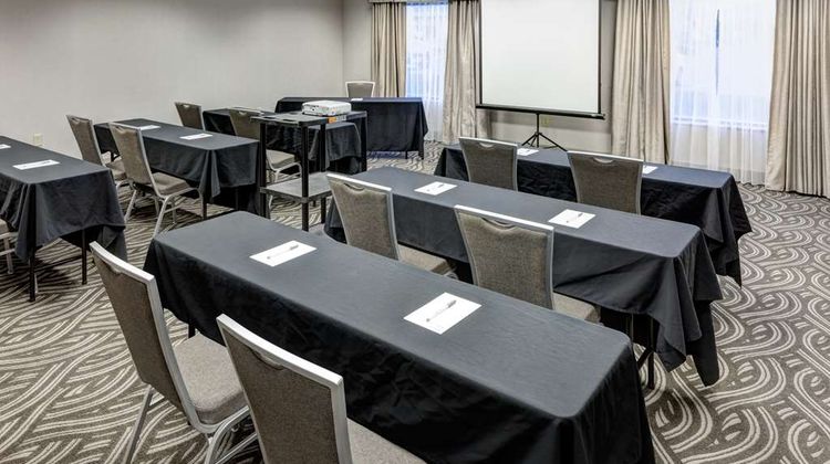 Hampton Inn & Suites Cedar Rapids-North Meeting