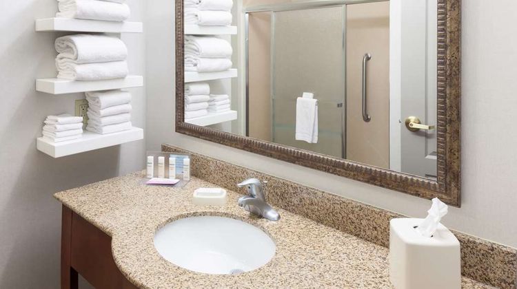 Hampton Inn & Suites Cedar Rapids-North Room