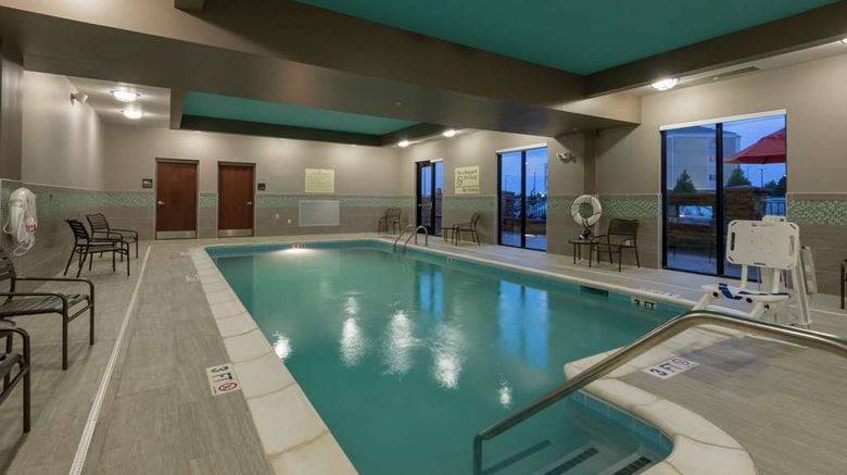 <b>Hampton Inn & Suites, Clarksville, TN Pool</b>. Images powered by <a href="https://iceportal.shijigroup.com/" title="IcePortal" target="_blank">IcePortal</a>.