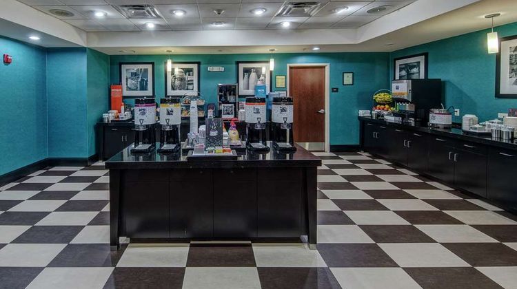 Hampton Inn & Suites, Clarksville, TN Restaurant