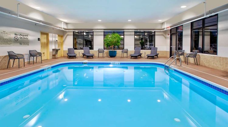 Hampton Inn Clarion Pool