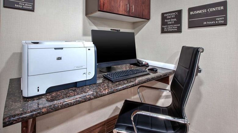 <b>Hampton Inn Clarion Other</b>. Images powered by <a href="https://iceportal.shijigroup.com/" title="IcePortal" target="_blank">IcePortal</a>.