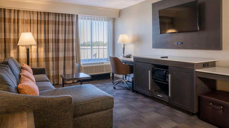<b>Hampton Inn Meadowlands Room</b>. Images powered by <a href="https://iceportal.shijigroup.com/" title="IcePortal" target="_blank">IcePortal</a>.
