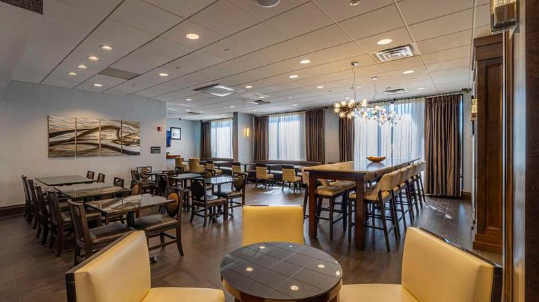<b>Hampton Inn Meadowlands Restaurant</b>. Images powered by <a href="https://iceportal.shijigroup.com/" title="IcePortal" target="_blank">IcePortal</a>.