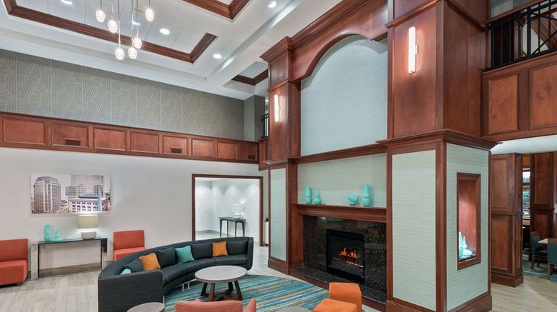 <b>Homewood Suites by Hilton Cleveland Lobby</b>. Images powered by <a href="https://iceportal.shijigroup.com/" title="IcePortal" target="_blank">IcePortal</a>.