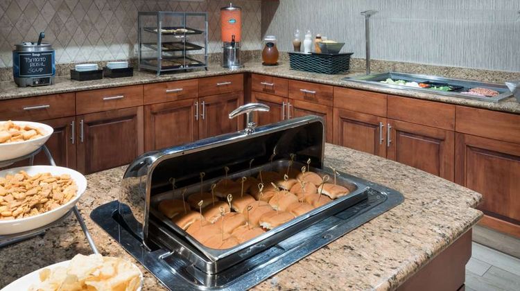 Homewood Suites by Hilton Cleveland Restaurant