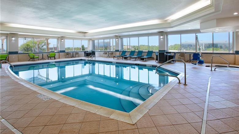 <b>Hampton Inn & Suites Cleveland-Beachwood Pool</b>. Images powered by <a href="https://iceportal.shijigroup.com/" title="IcePortal" target="_blank">IcePortal</a>.
