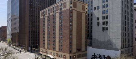 Hampton Inn Cleveland Downtown Exterior