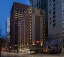 Hampton Inn Cleveland Downtown Exterior