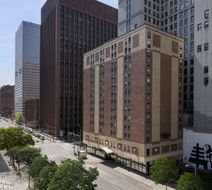 Hampton Inn Cleveland Downtown Exterior