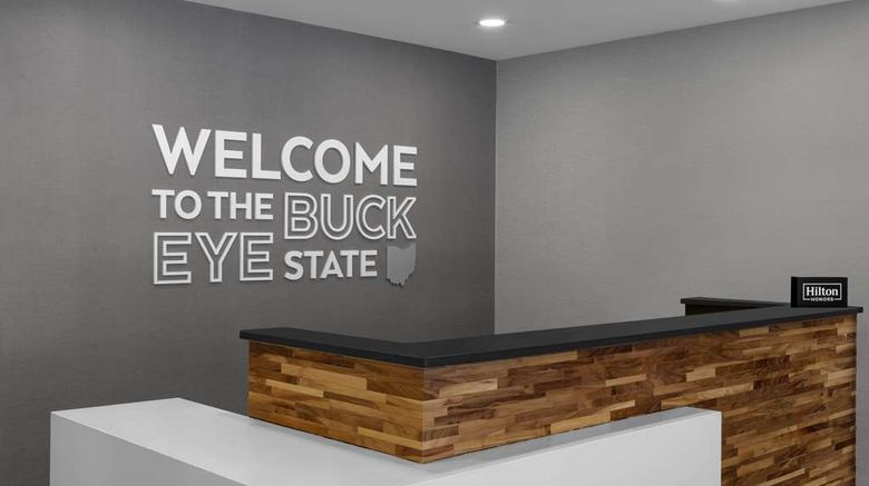 <b>Hampton Inn Cleveland Downtown Lobby</b>. Images powered by <a href="https://iceportal.shijigroup.com/" title="IcePortal" target="_blank">IcePortal</a>.