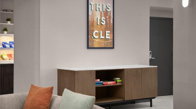 Homewood Suites Hilton Cleveland Solon Lobby