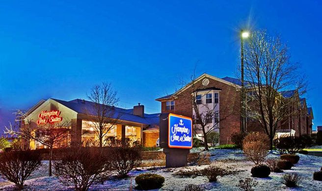 Hampton Inn & Suites Independence Exterior