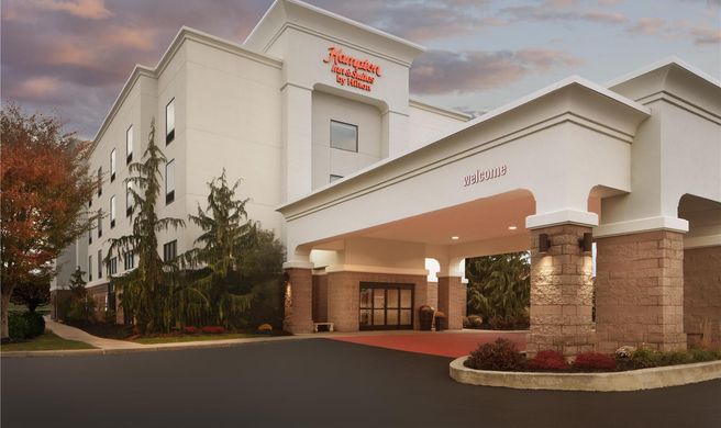 Hampton Inn & Suites Cleveland/Mentor Exterior