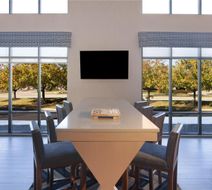 Hampton Inn & Suites Cleveland/Mentor Lobby