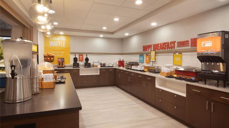 Hampton Inn & Suites Cleveland/Mentor Restaurant