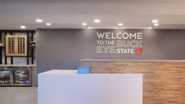 <b>Hampton Inn & Suites Cleveland/Mentor Lobby</b>. Images powered by <a href="https://iceportal.shijigroup.com/" title="IcePortal" target="_blank">IcePortal</a>.