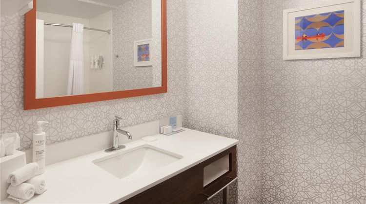 Hampton Inn & Suites Cleveland/Mentor Room