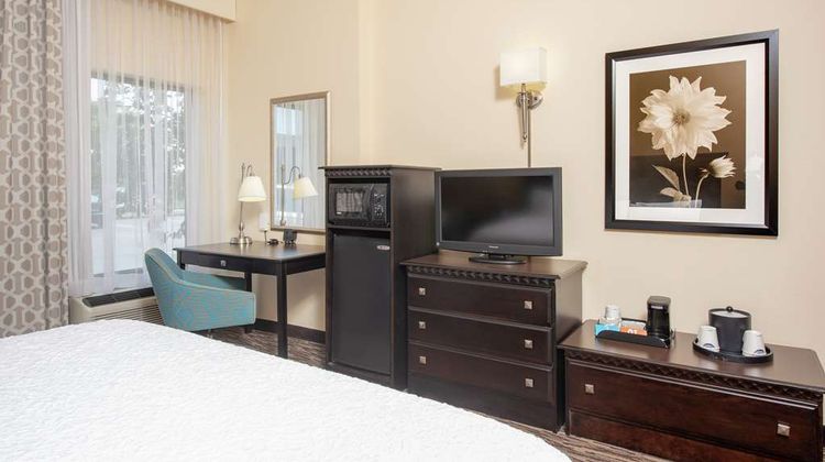 Hampton Inn & Suites Cleveland Arpt Room