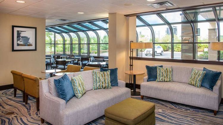 Hampton Inn Solon Lobby