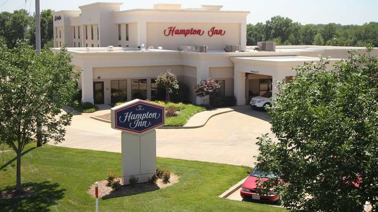 Hampton Inn Clinton Exterior