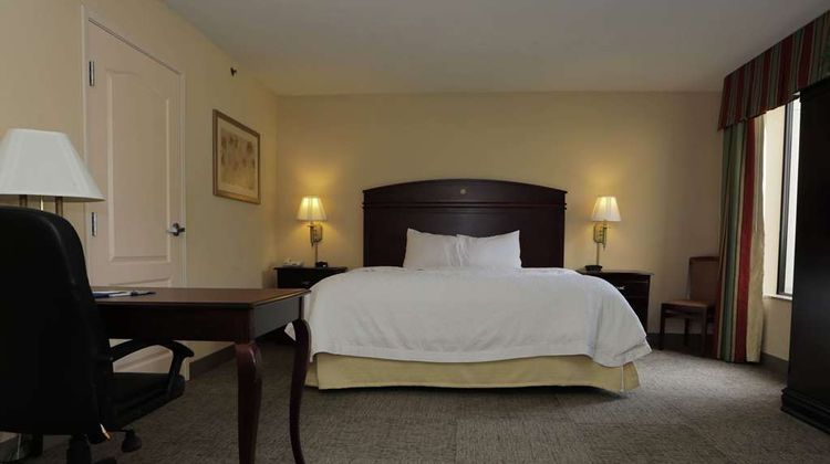 Hampton Inn Clinton Room
