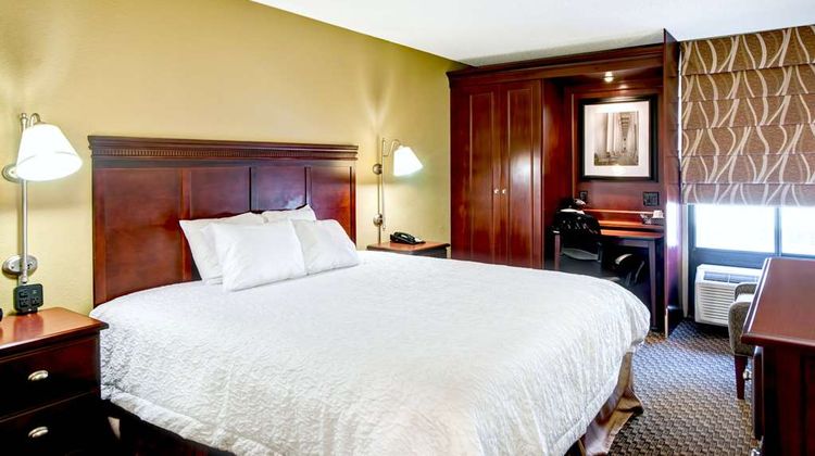 Hampton Inn College Station Room