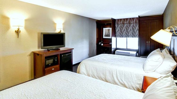 Hampton Inn College Station Room