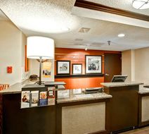 Hampton Inn College Station Lobby