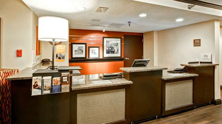 Hampton Inn College Station Lobby