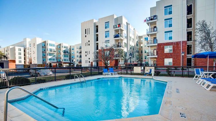 Hampton Inn College Station Pool