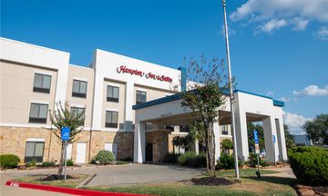 Hampton Inn & Suites College Station