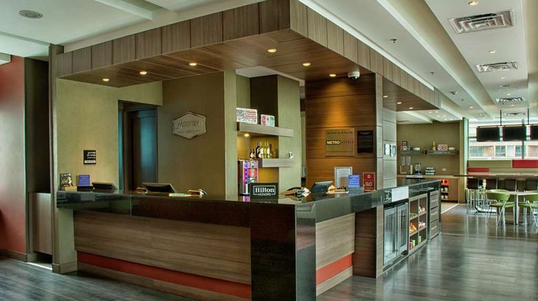 <b>Hampton Inn by Hilton Cali Lobby</b>. Images powered by <a href="https://iceportal.shijigroup.com/" title="IcePortal" target="_blank">IcePortal</a>.