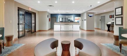 Hampton Inn & Suites Childress Lobby