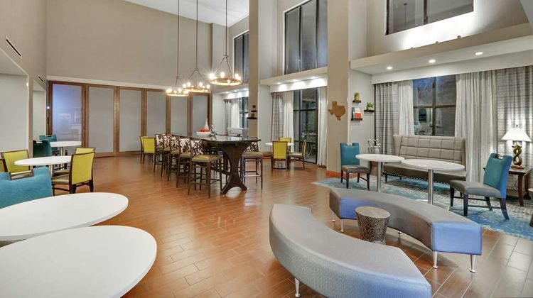 Hampton Inn & Suites Childress Lobby