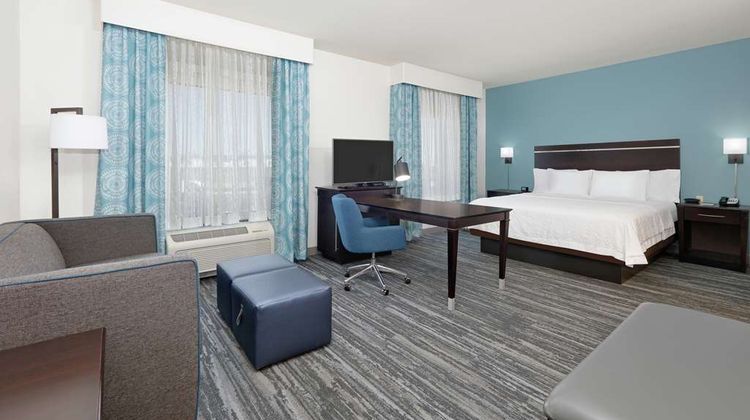 Hampton Inn & Suites Childress Room