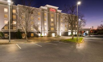 Hampton Inn & Suites Charlotte/Airport
