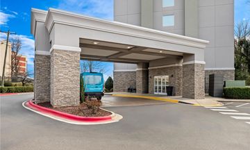 Hampton Inn & Suites Charlotte/Airport