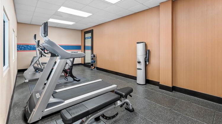 Hampton Inn & Suites Charlotte/Airport Health