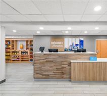 Hampton Inn & Suites Charlotte/Airport Lobby