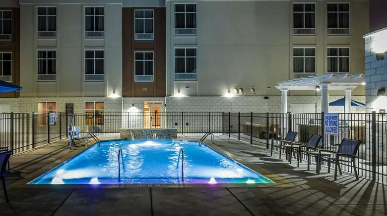 <b>Homewood Suites Charlotte Ballantyne Pool</b>. Images powered by <a href="https://iceportal.shijigroup.com/" title="IcePortal" target="_blank">IcePortal</a>.