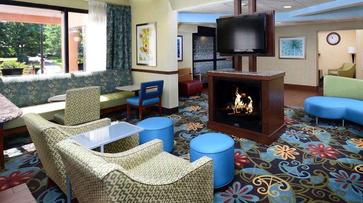 Hampton Inn Charlotte-North/Lake Norman Lobby