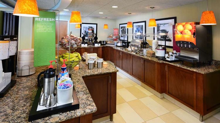 Hampton Inn Charlotte-North/Lake Norman Restaurant
