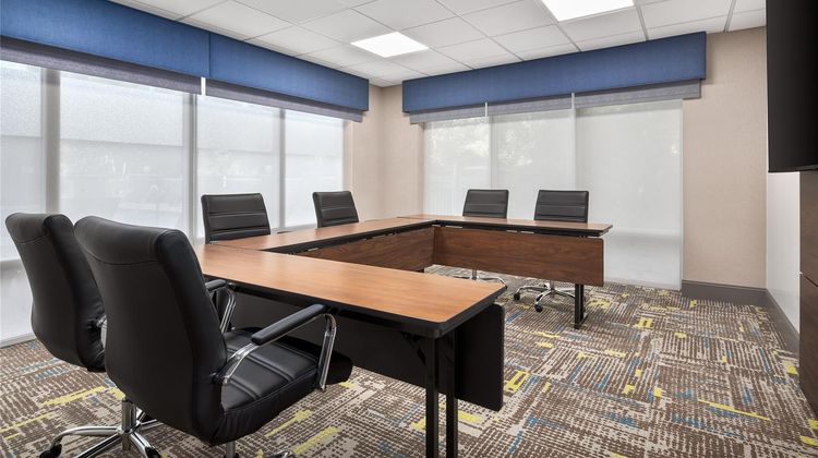 Hampton Inn & Suites Arrowood Rd Meeting