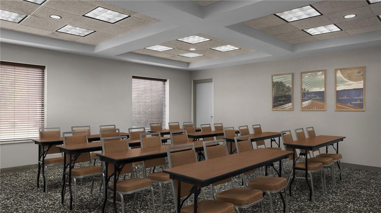 Hampton Inn and Suites Huntersville Meeting