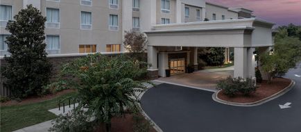 Hampton Inn and Suites Huntersville Exterior