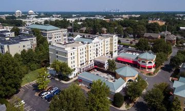 Hampton Inn & Suites South Park