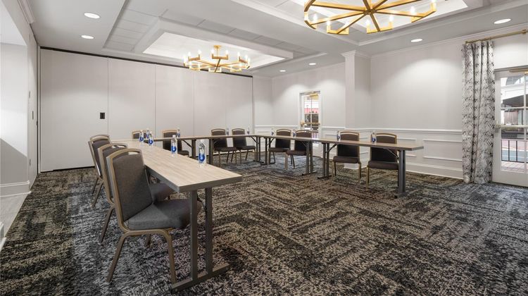 Hampton Inn & Suites South Park Meeting