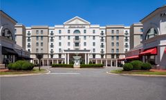 Hampton Inn & Suites South Park