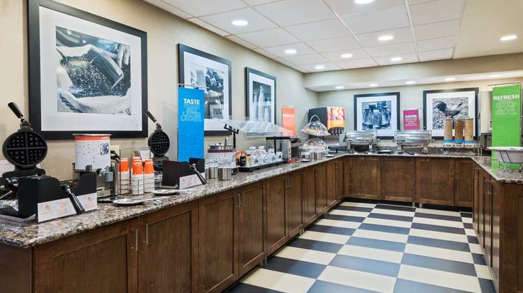 Hampton Inn University Place Restaurant